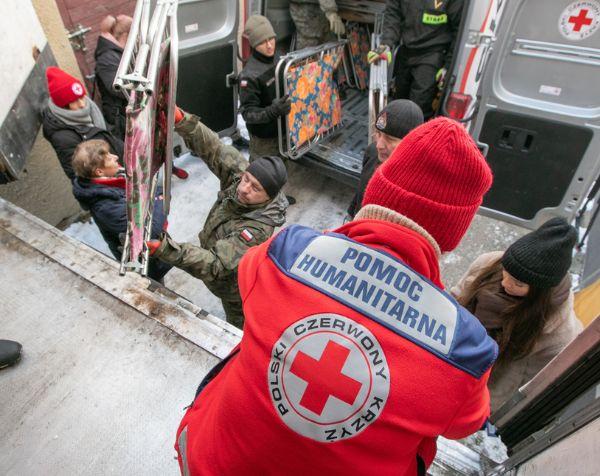 Międzynarodowy Czerwony Krzyż świętuje Światowy Dzień Pomocy Humanitarnej w 192 krajach